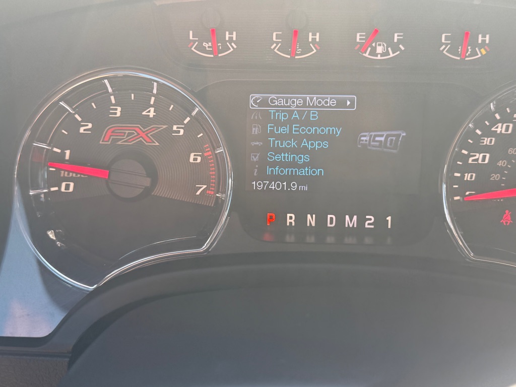 Photo 11 of this FORD CREW F150 FX4