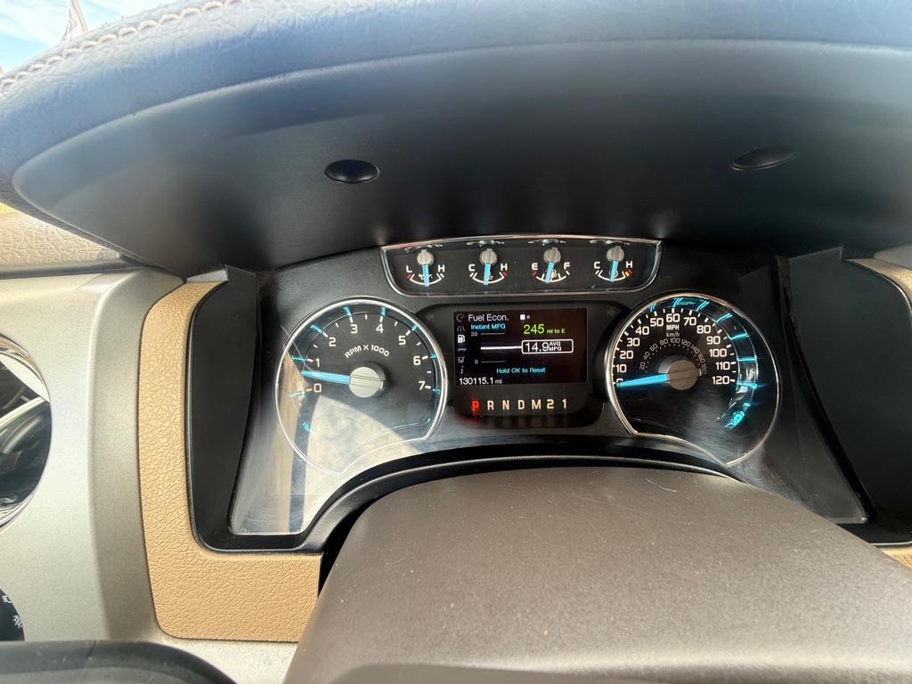 Photo 12 of this FORD X-CAB F150 LARIAT