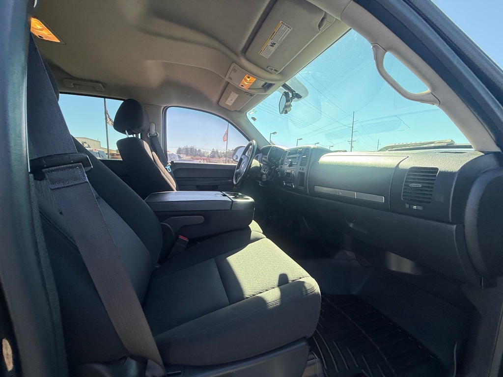Photo 10 of this CHEVROLET SILVERADO 1500