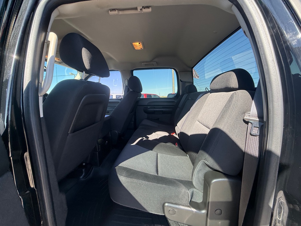 Photo 8 of this CHEVROLET SILVERADO 1500