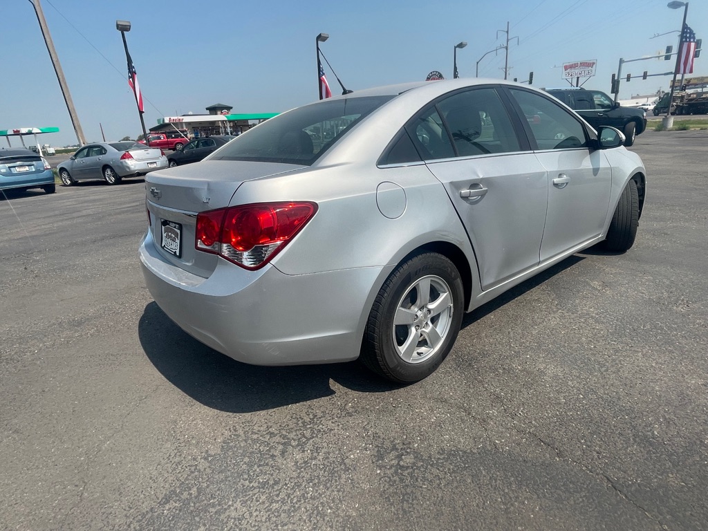 Photo 5 of this CHEVROLET CRUZE