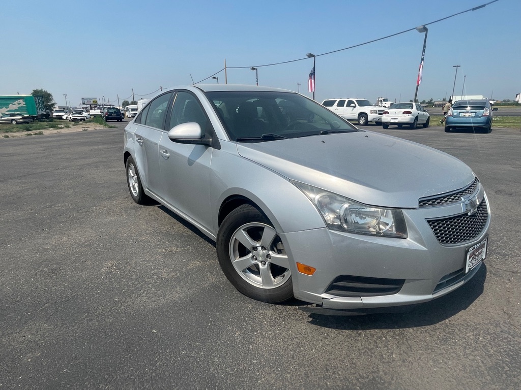 Photo 6 of this CHEVROLET CRUZE