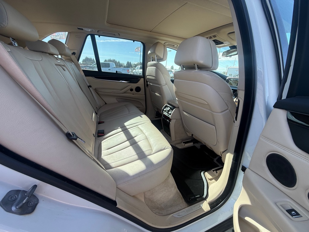 Photo 8 of this BMW X5 AWD