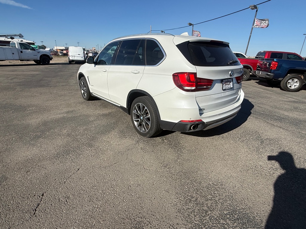 Photo 4 of this BMW X5 AWD