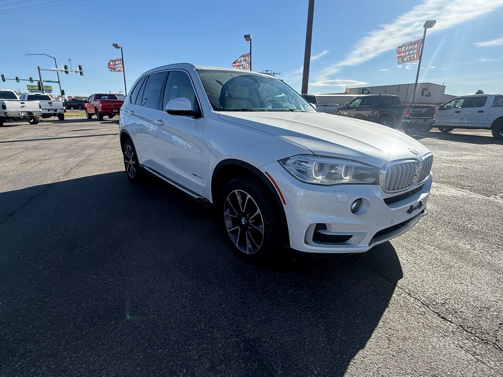 Photo 2 of this BMW X5 AWD