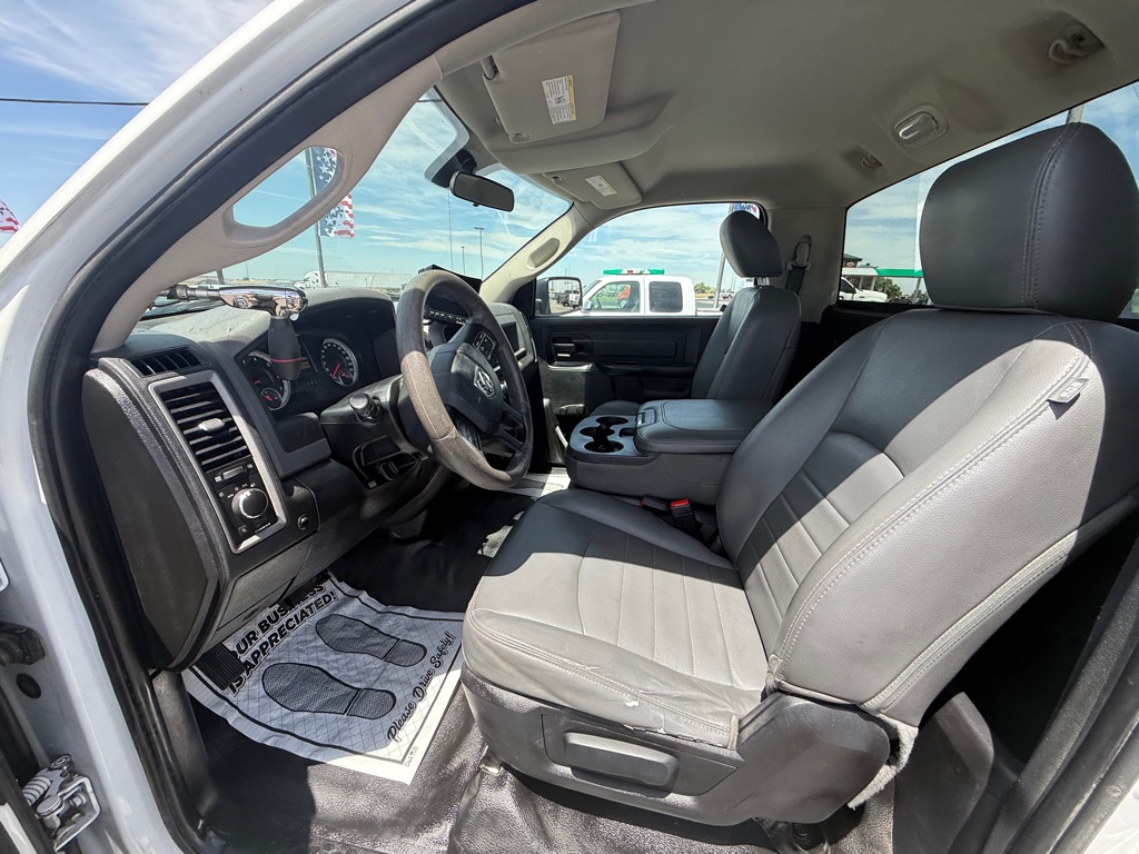 Photo 6 of this RAM REG 1500 ST 4X4