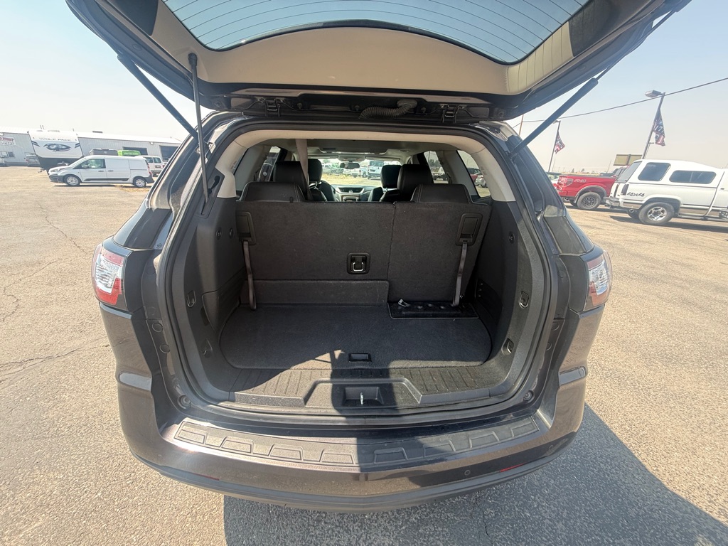 Photo 12 of this CHEVROLET TRAVERSE