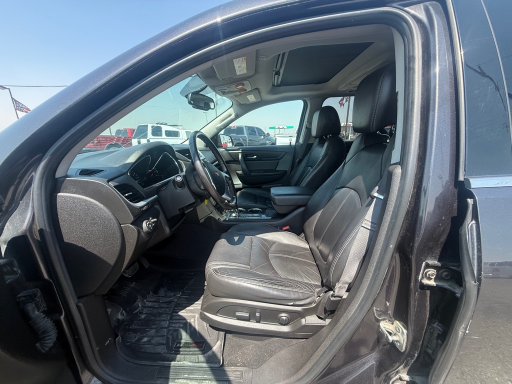 Photo 7 of this CHEVROLET TRAVERSE