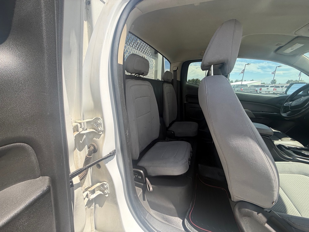 Photo 9 of this CHEVROLET COLORADO XCAB