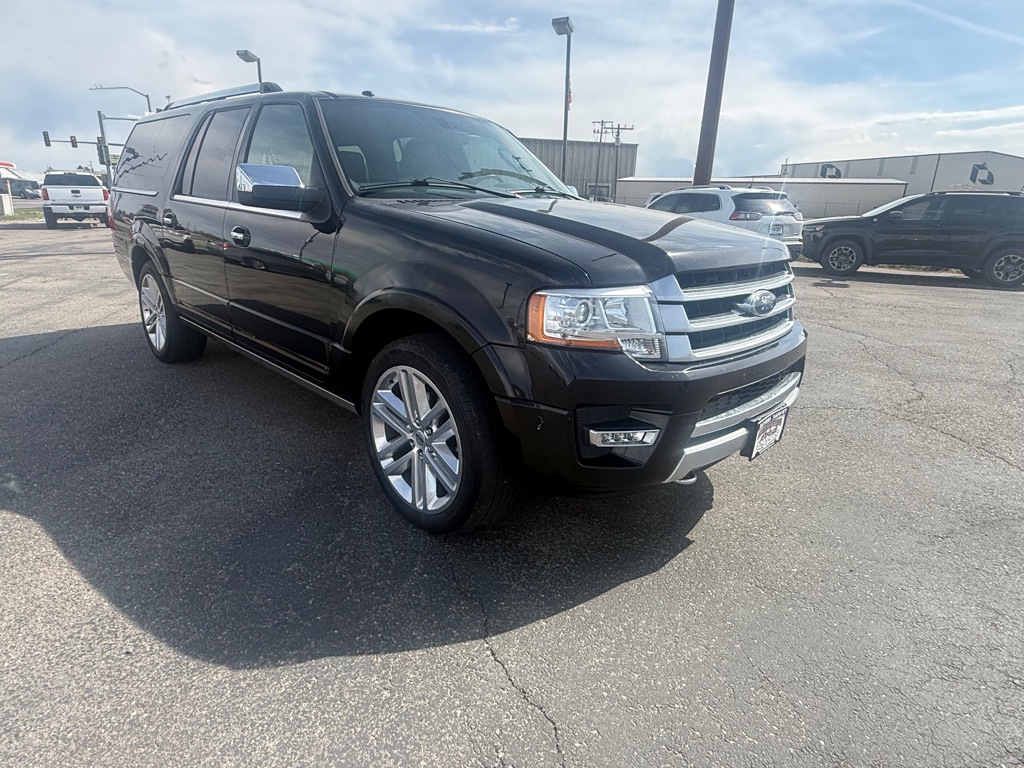 Photo 2 of this FORD PLATINUM EXPEDITION EL