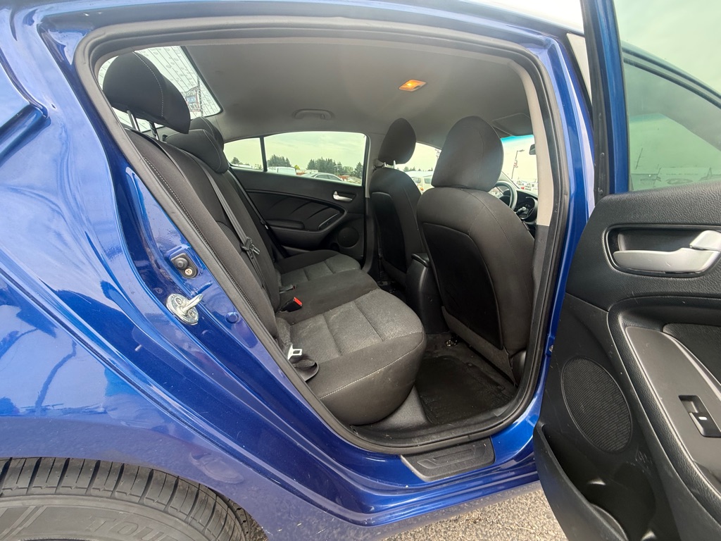 Photo 10 of this KIA FORTE