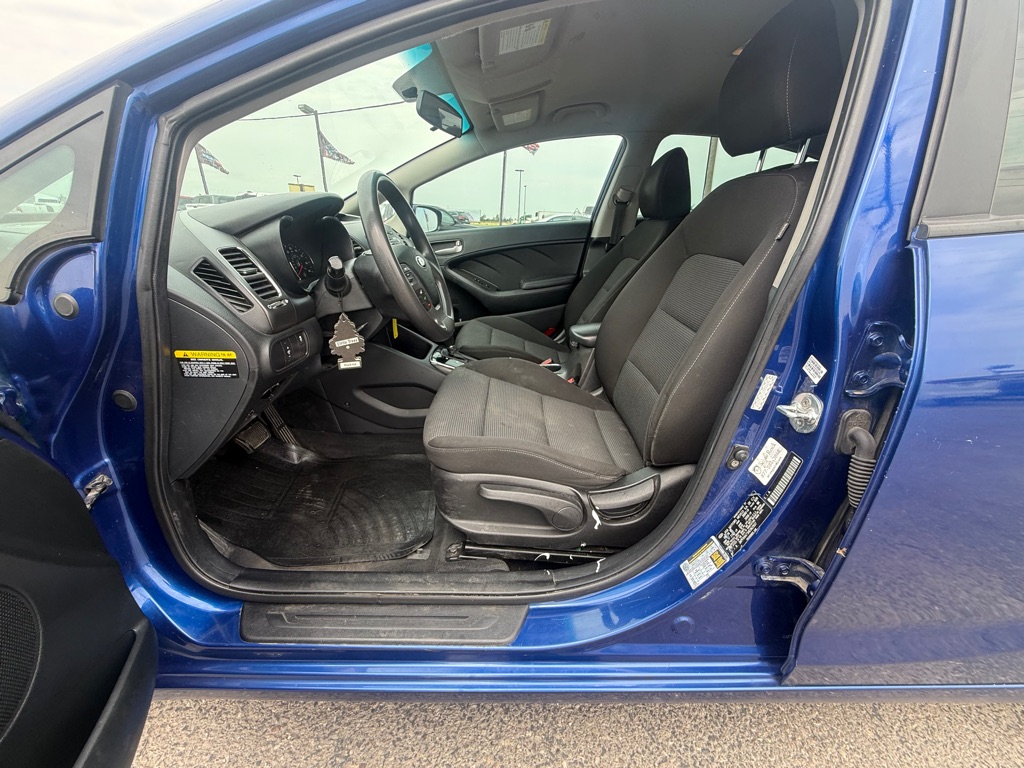 Photo 7 of this KIA FORTE