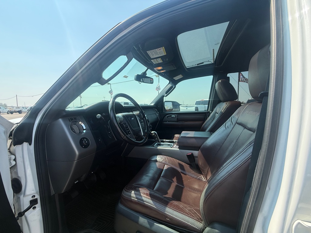 Photo 7 of this FORD PLATINUM EXPEDITION 2X4