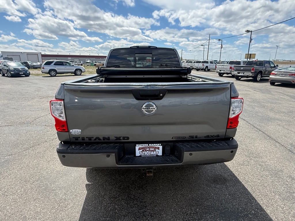 Photo 6 of this NISSAN CREW TITAN XD TDSL