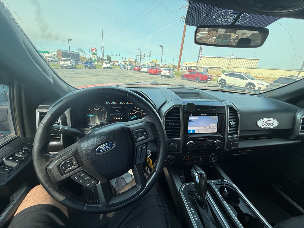 Photo 11 of this FORD CREW F150 SPORT 4X4