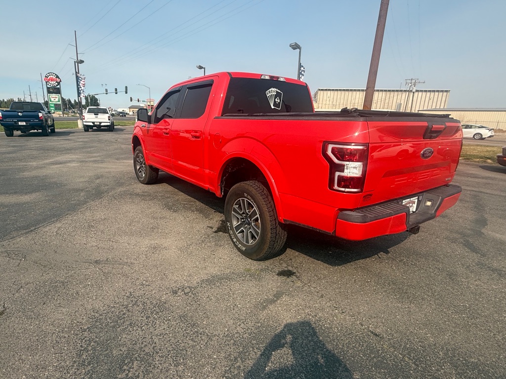 Photo 4 of this FORD CREW F150 SPORT 4X4