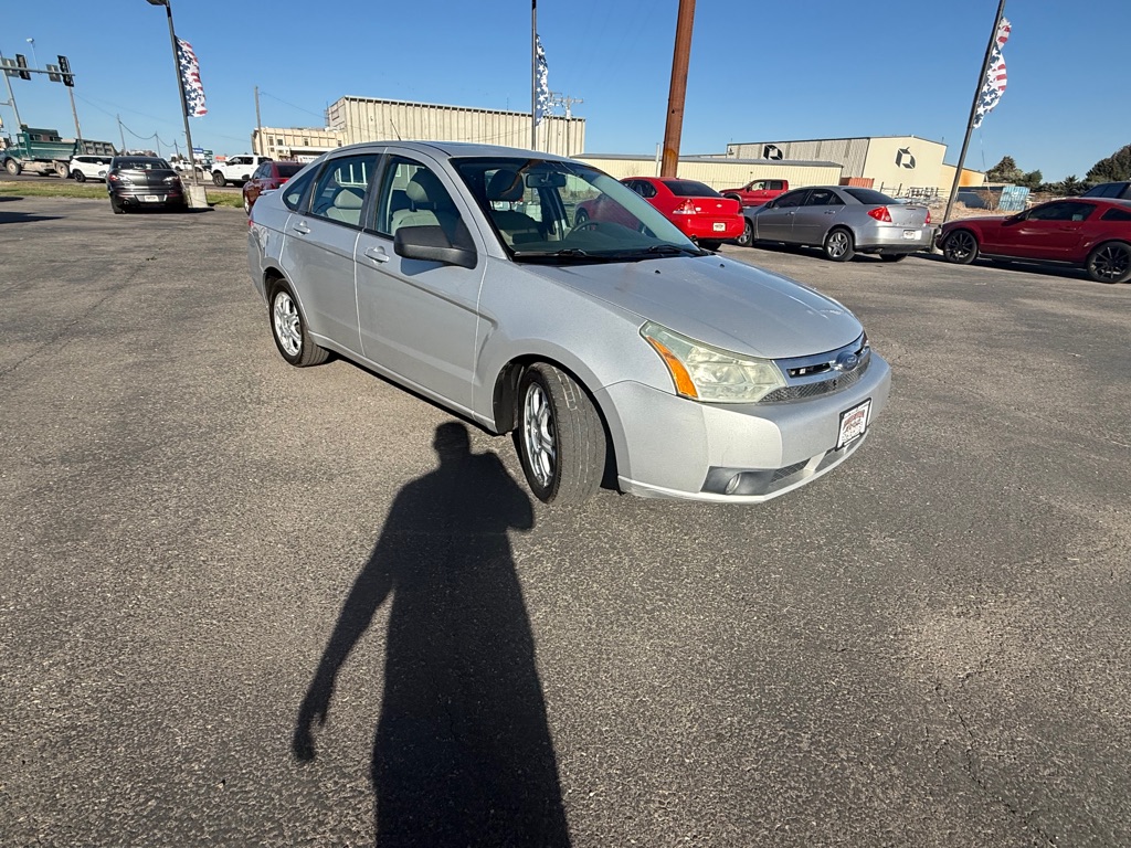 Photo 2 of this FORD FOCUS SES