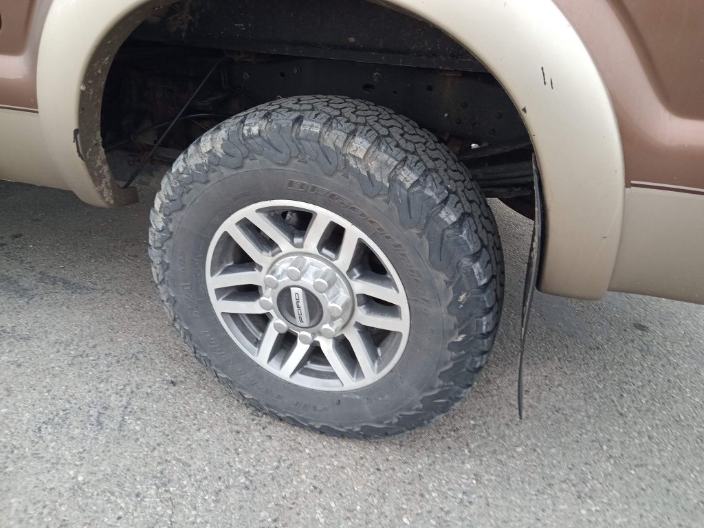 Photo 13 of this FORD CREW F350 KING RANC