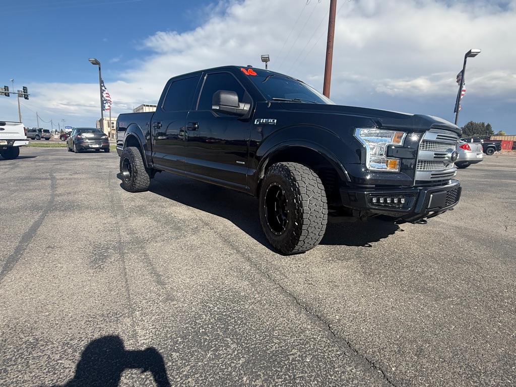 Photo 2 of this FORD CREW F150 XLT