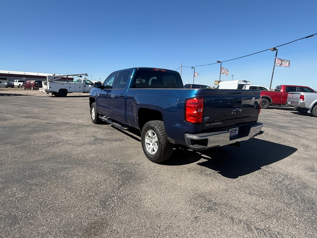 Photo 4 of this CHEVROLET CREW SILVERADO 1500