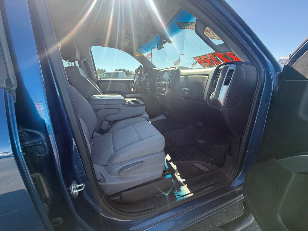 Photo 8 of this CHEVROLET CREW SILVERADO 1500