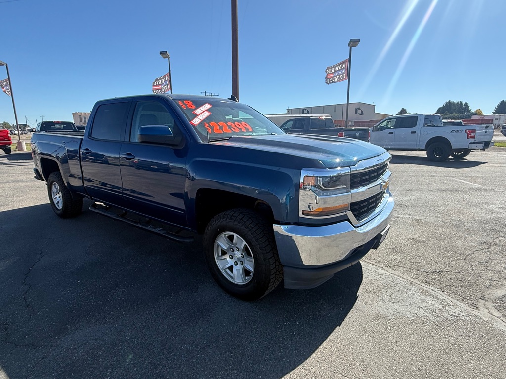 Photo 2 of this CHEVROLET CREW SILVERADO 1500
