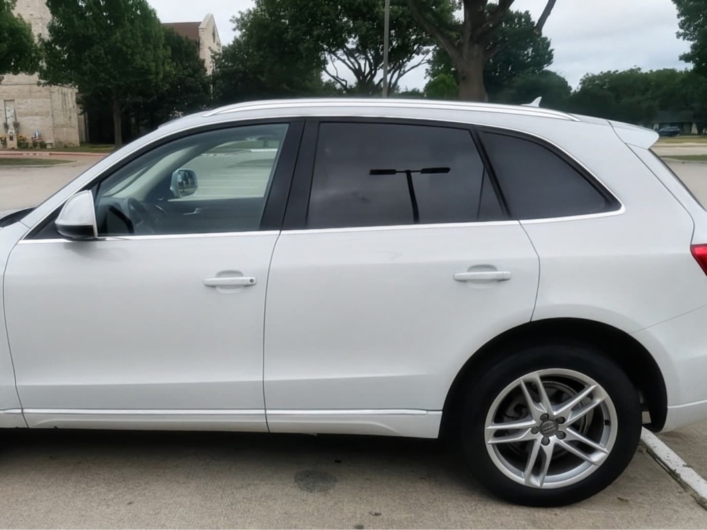 Photo 5 of this AUDI Q5
