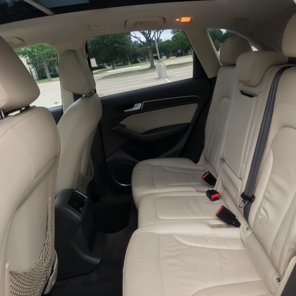 Photo 14 of this AUDI Q5