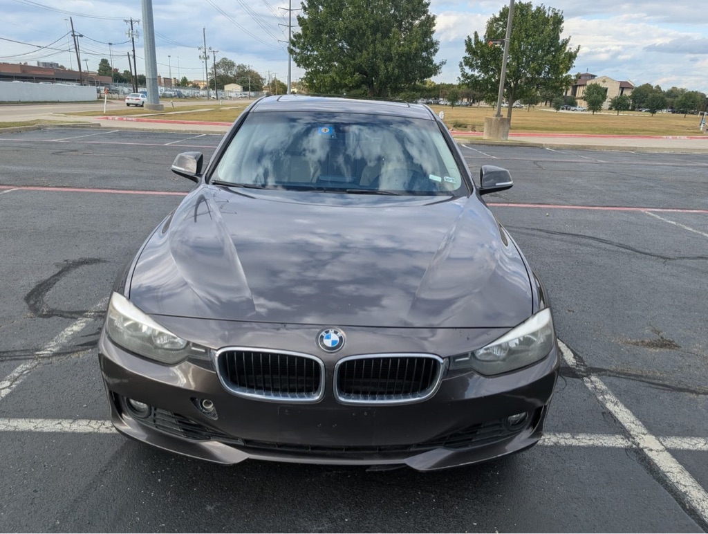 Photo 2 of this BMW 328
