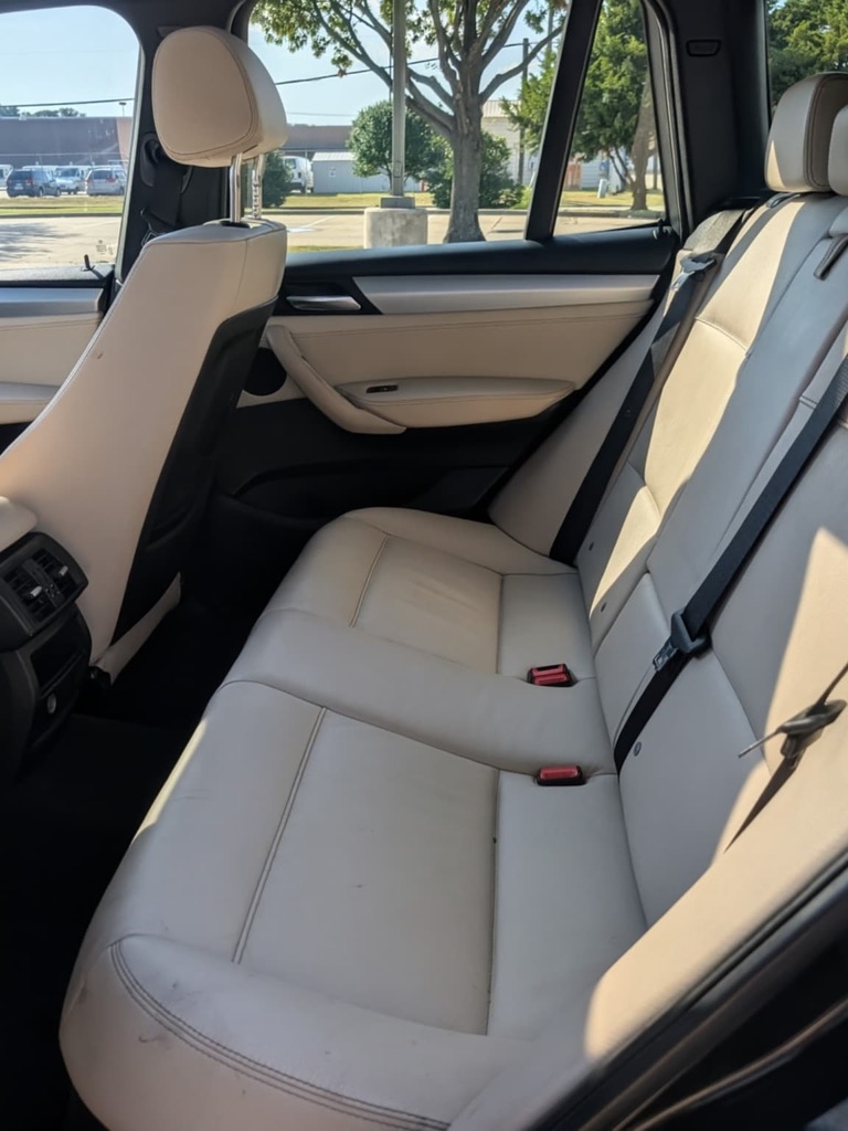 Photo 10 of this BMW X3