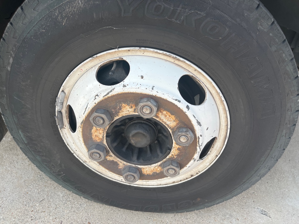 Photo 14 of this ISUZU NPR