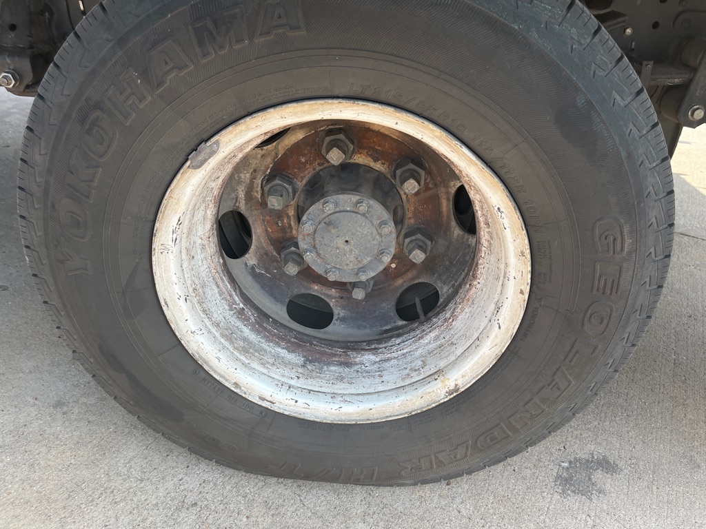 Photo 19 of this ISUZU NPR