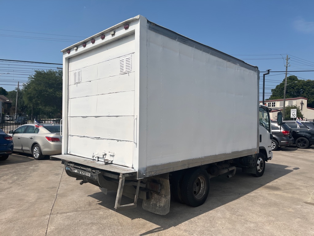 Photo 4 of this ISUZU NPR