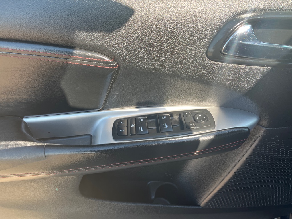 Photo 7 of this DODGE JOURNEY