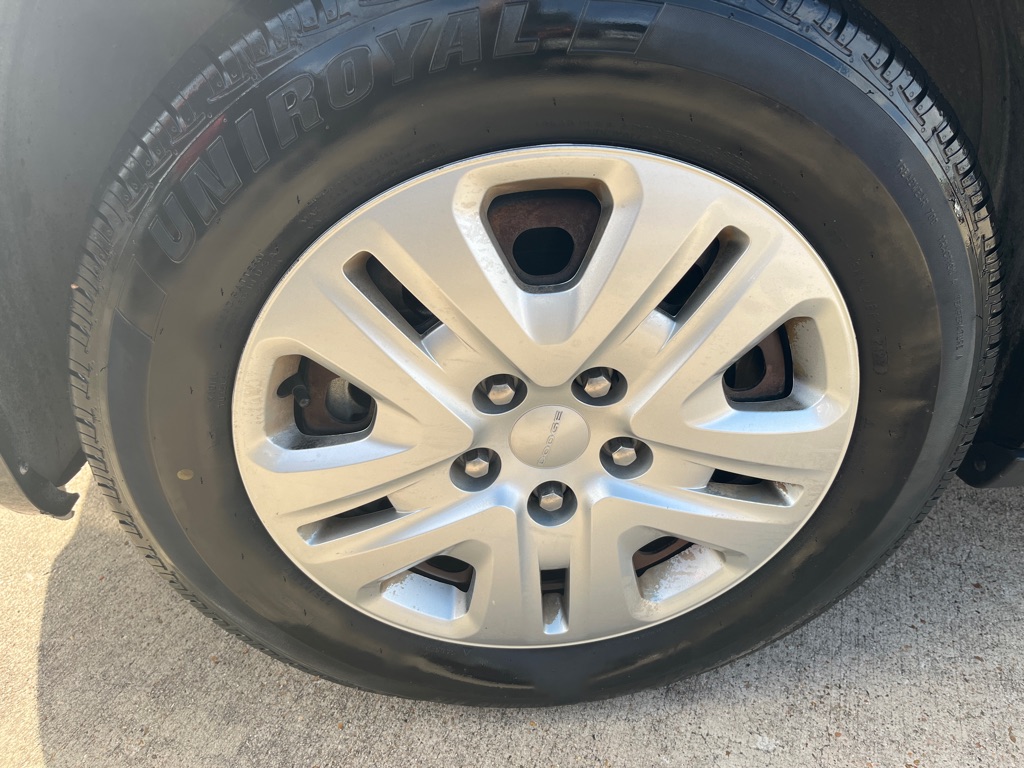 Photo 29 of this DODGE GRAND CARAVAN