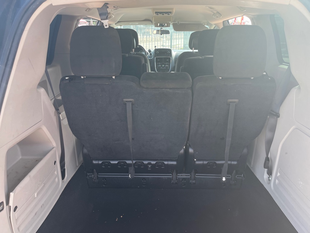Photo 22 of this DODGE GRAND CARAVAN