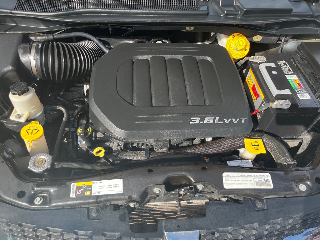 Photo 32 of this DODGE GRAND CARAVAN