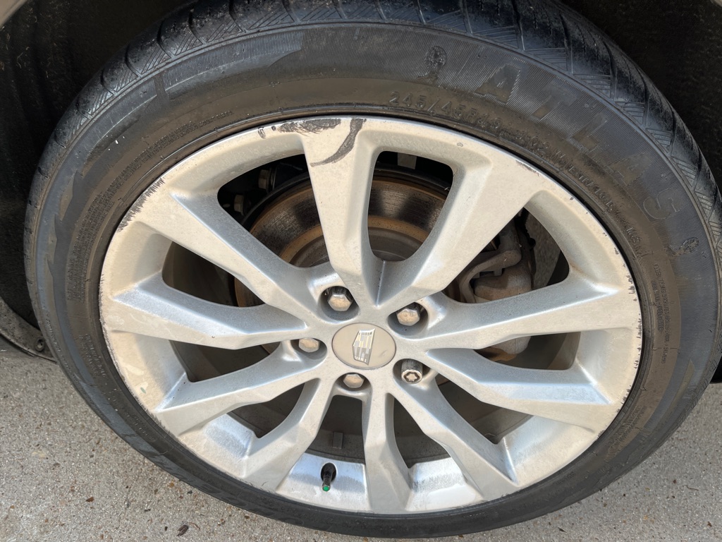 Photo 22 of this CADILLAC XTS