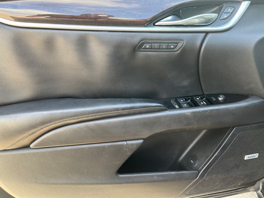 Photo 6 of this CADILLAC XTS