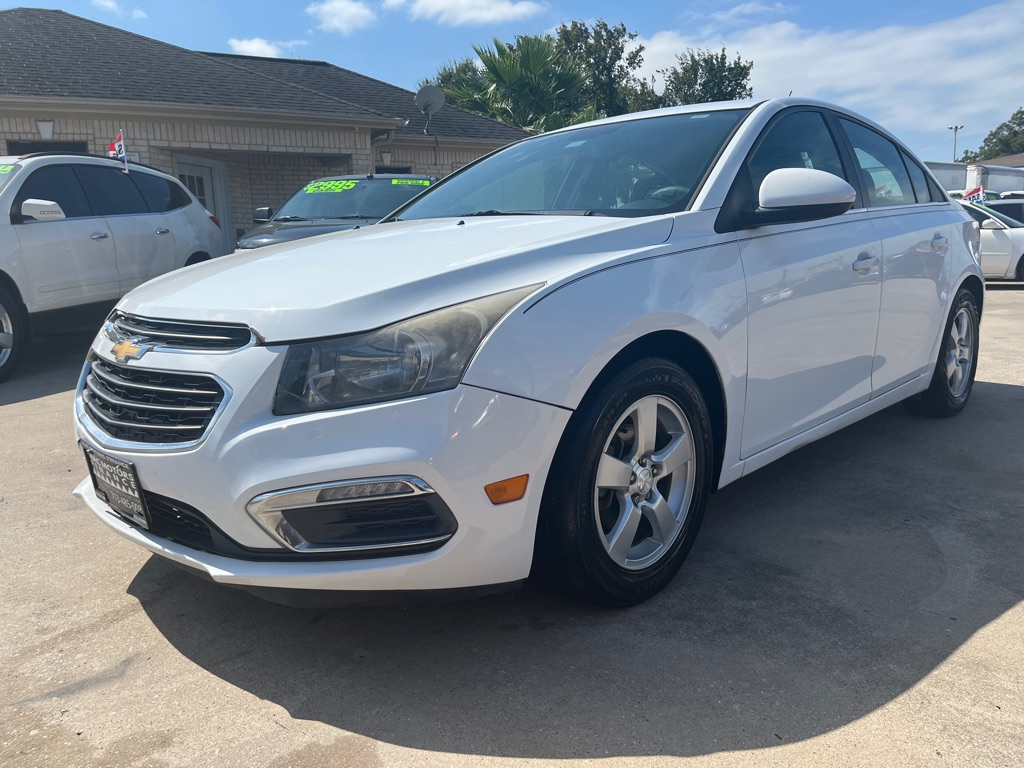 Photo 3 of this CHEVROLET CRUZE LIMITED