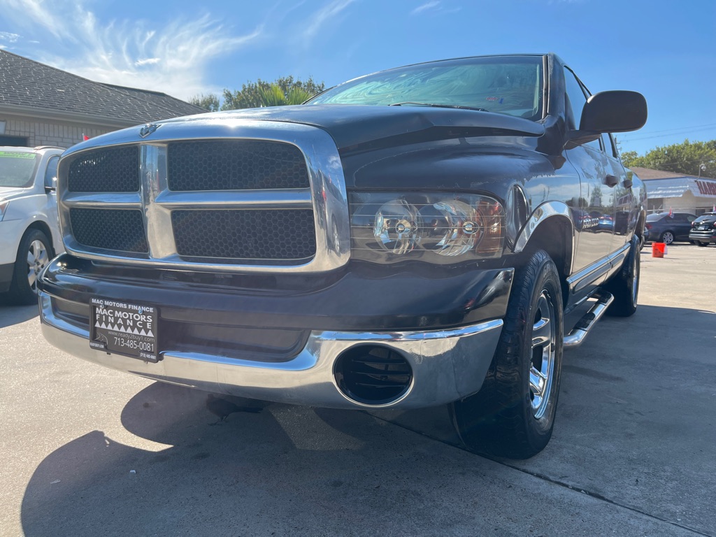 Photo 3 of this DODGE RAM 1500