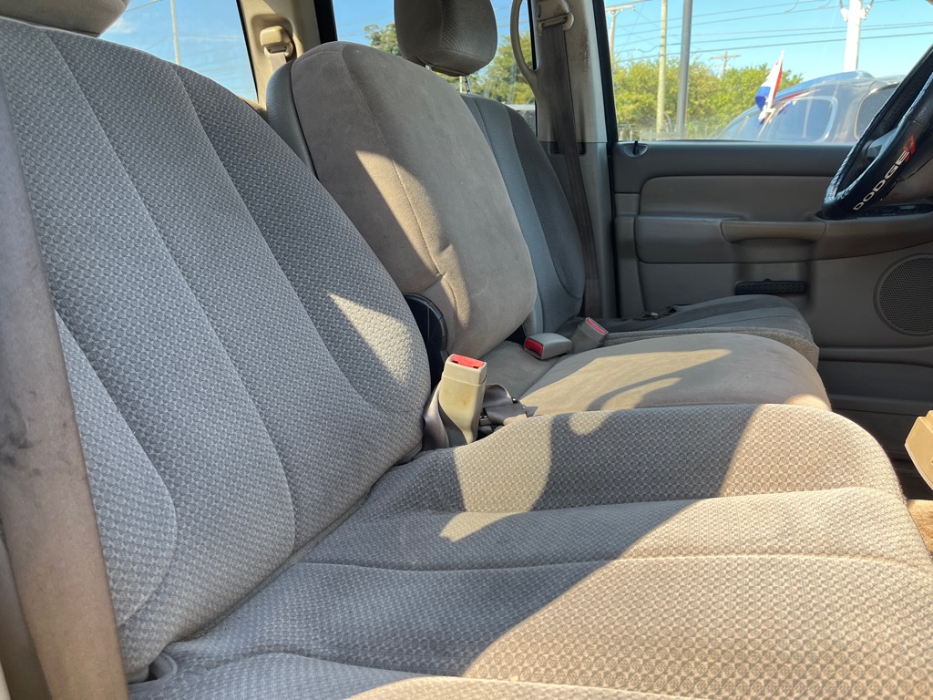 Photo 18 of this DODGE RAM 1500