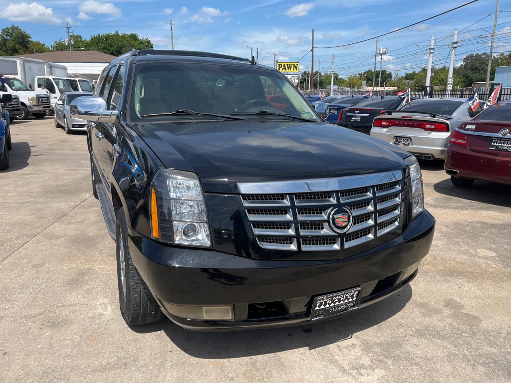 Photo 11 of this CADILLAC ESCALADE