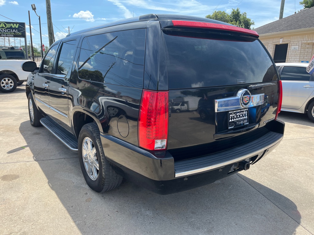 Photo 9 of this CADILLAC ESCALADE