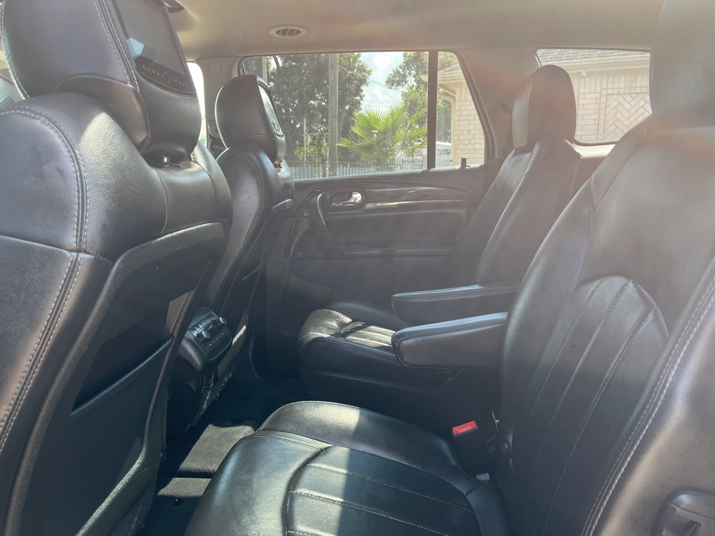 Photo 15 of this BUICK ENCLAVE