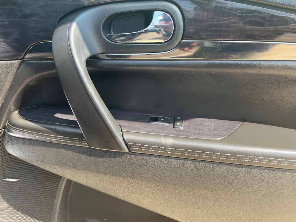 Photo 20 of this BUICK ENCLAVE