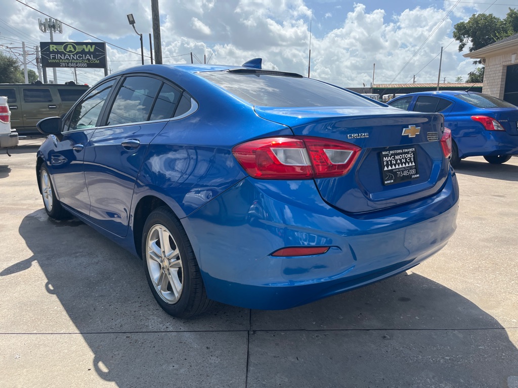 Photo 23 of this CHEVROLET CRUZE