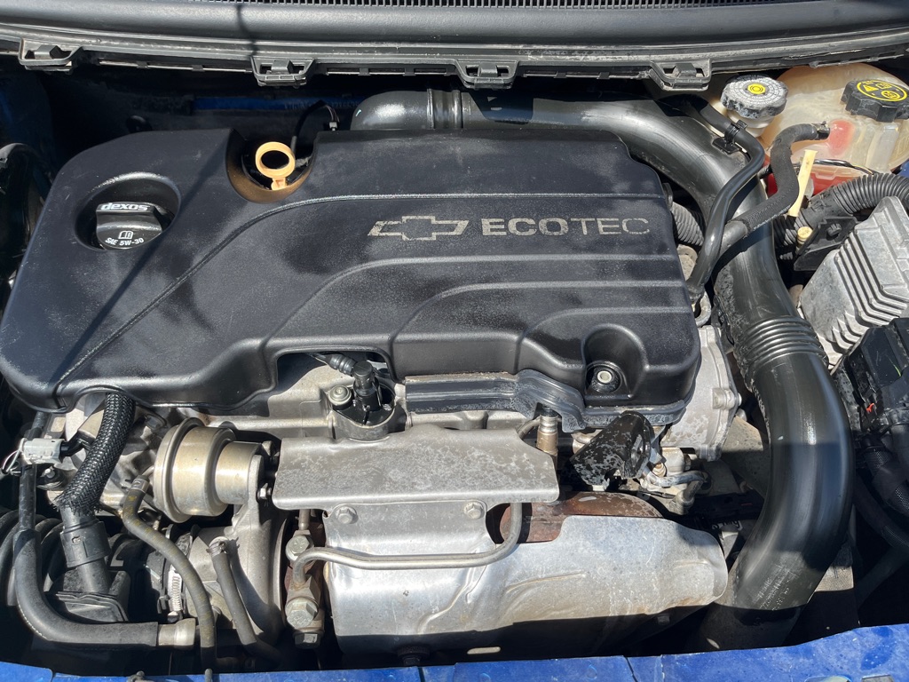 Photo 17 of this CHEVROLET CRUZE