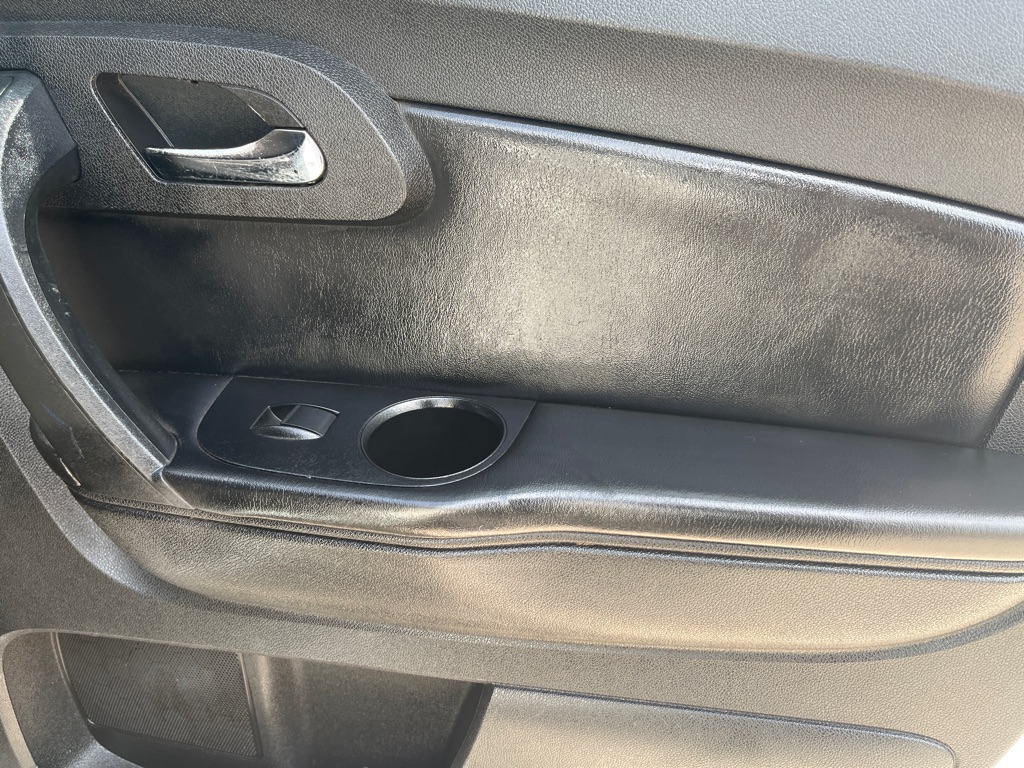 Photo 14 of this CHEVROLET TRAVERSE