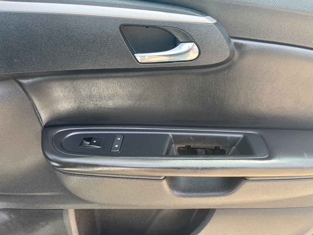Photo 15 of this CHEVROLET TRAVERSE